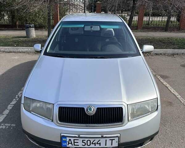 Сірий Шкода Фабія, об'ємом двигуна 1.4 л та пробігом 250 тис. км за 3000 $, фото 2 на Automoto.ua
