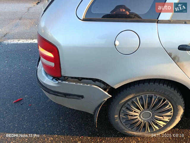 Серый Шкода Фабия, объемом двигателя 1.2 л и пробегом 300 тыс. км за 1600 $, фото 3 на Automoto.ua