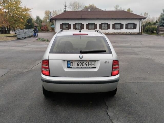 Серый Шкода Фабия, объемом двигателя 1.4 л и пробегом 162 тыс. км за 2700 $, фото 4 на Automoto.ua