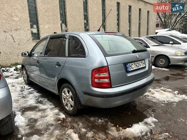 Сірий Шкода Фабія, об'ємом двигуна 1.39 л та пробігом 250 тис. км за 2300 $, фото 3 на Automoto.ua