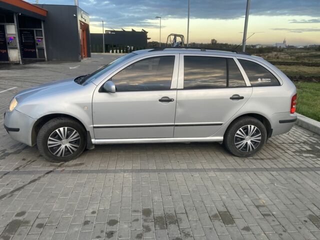 Сірий Шкода Фабія, об'ємом двигуна 1.4 л та пробігом 303 тис. км за 3400 $, фото 3 на Automoto.ua