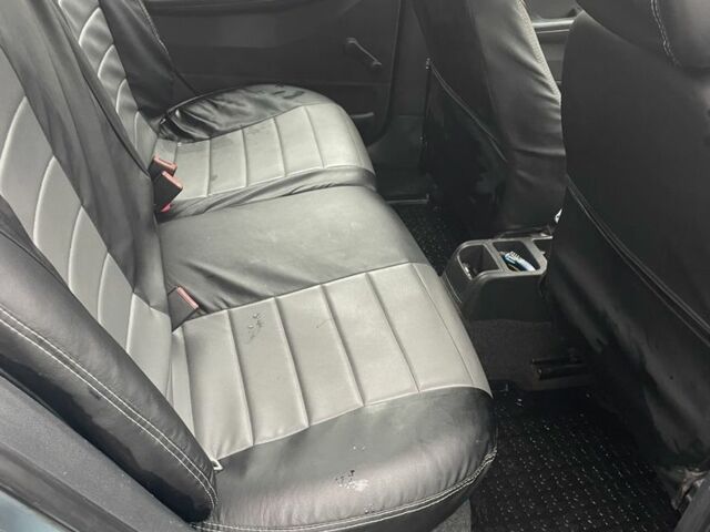 Сірий Шкода Фабія, об'ємом двигуна 1.4 л та пробігом 204 тис. км за 3700 $, фото 2 на Automoto.ua