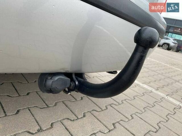 Сірий Шкода Фабія, об'ємом двигуна 1.39 л та пробігом 195 тис. км за 4400 $, фото 13 на Automoto.ua