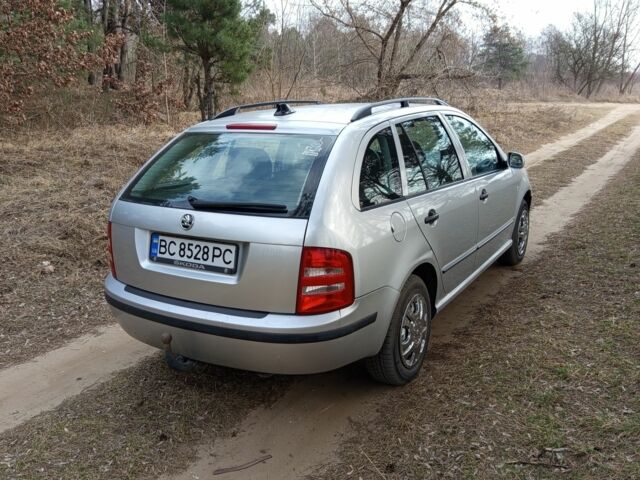 Сірий Шкода Фабія, об'ємом двигуна 1.4 л та пробігом 180 тис. км за 4500 $, фото 2 на Automoto.ua
