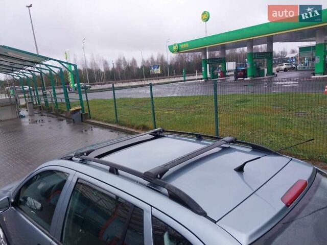 Сірий Шкода Фабія, об'ємом двигуна 1.39 л та пробігом 277 тис. км за 4400 $, фото 13 на Automoto.ua