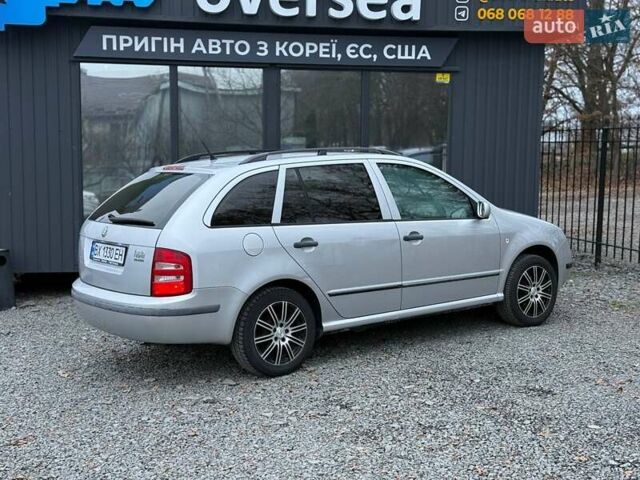 Серый Шкода Фабия, объемом двигателя 1.39 л и пробегом 239 тыс. км за 3500 $, фото 10 на Automoto.ua