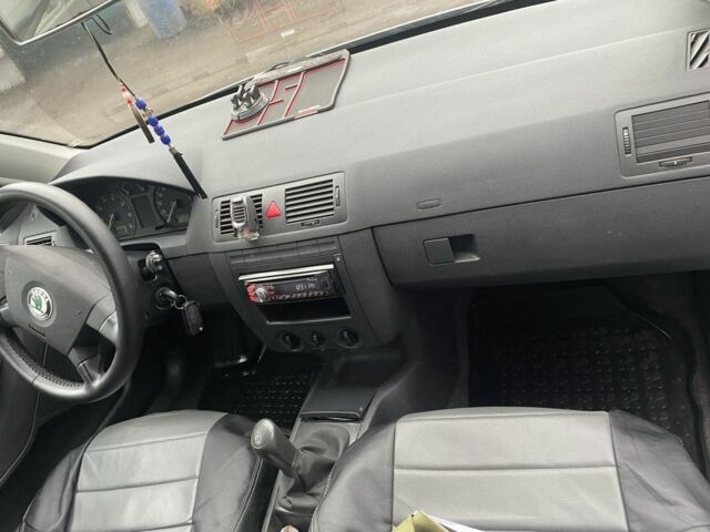 Сірий Шкода Фабія, об'ємом двигуна 1.4 л та пробігом 204 тис. км за 3700 $, фото 7 на Automoto.ua