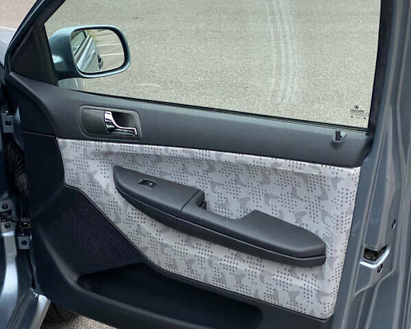 Серый Шкода Фабия, объемом двигателя 1.39 л и пробегом 276 тыс. км за 3999 $, фото 38 на Automoto.ua