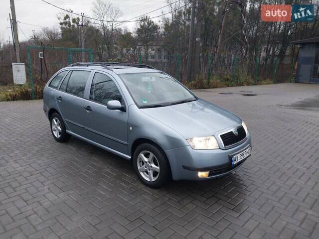 Сірий Шкода Фабія, об'ємом двигуна 1.39 л та пробігом 277 тис. км за 4400 $, фото 3 на Automoto.ua