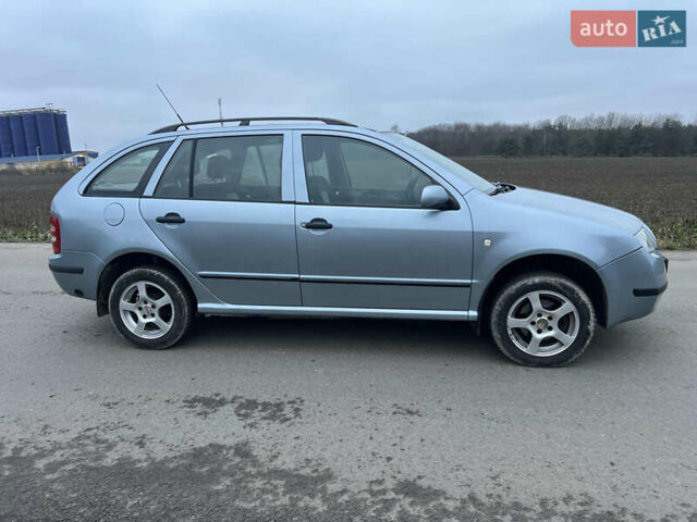 Сірий Шкода Фабія, об'ємом двигуна 1.39 л та пробігом 276 тис. км за 2650 $, фото 1 на Automoto.ua
