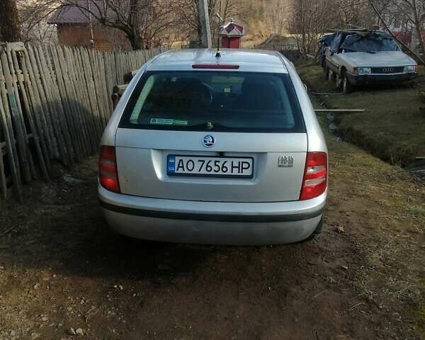 Серый Шкода Фабия, объемом двигателя 1.9 л и пробегом 441 тыс. км за 3100 $, фото 3 на Automoto.ua