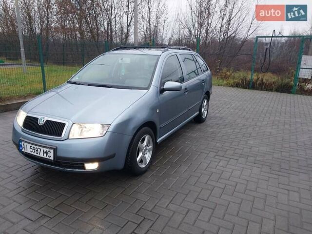 Сірий Шкода Фабія, об'ємом двигуна 1.39 л та пробігом 277 тис. км за 4400 $, фото 1 на Automoto.ua