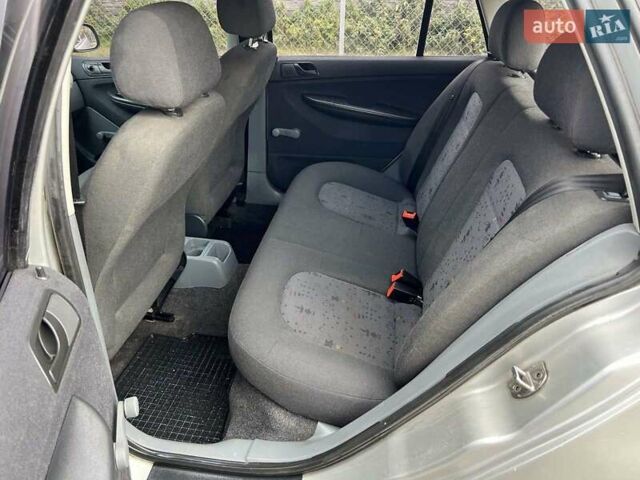 Шкода Фабия 2003 в Львове на Automoto.ua Серый Шкода Фабия, объемом двигателя 1.39 л и пробегом 167 тыс. км за 3150 $, фото 18 на Automoto.ua