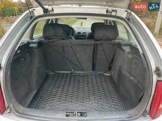 Шкода Фабия 2003 в Житомире на Automoto.ua Серый Шкода Фабия, объемом двигателя 1.2 л и пробегом 295 тыс. км за 2850 $, фото 21 на Automoto.ua
