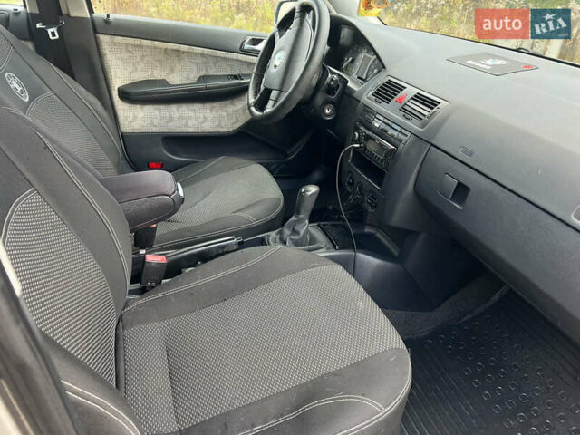 Шкода Фабия 2003 в Житомире на Automoto.ua Серый Шкода Фабия, объемом двигателя 1.2 л и пробегом 295 тыс. км за 2850 $, фото 24 на Automoto.ua