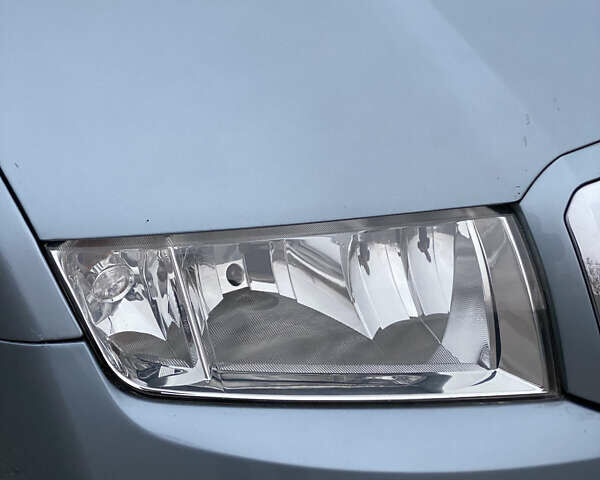 Серый Шкода Фабия, объемом двигателя 1.39 л и пробегом 276 тыс. км за 3999 $, фото 10 на Automoto.ua