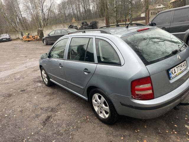 Сірий Шкода Фабія, об'ємом двигуна 1.4 л та пробігом 204 тис. км за 3700 $, фото 1 на Automoto.ua