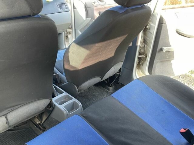 Серый Шкода Фабия, объемом двигателя 1.4 л и пробегом 291 тыс. км за 3050 $, фото 3 на Automoto.ua