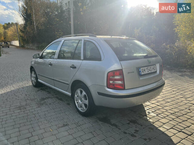 Шкода Фабия 2003 в Житомире на Automoto.ua Серый Шкода Фабия, объемом двигателя 1.2 л и пробегом 295 тыс. км за 2850 $, фото 4 на Automoto.ua