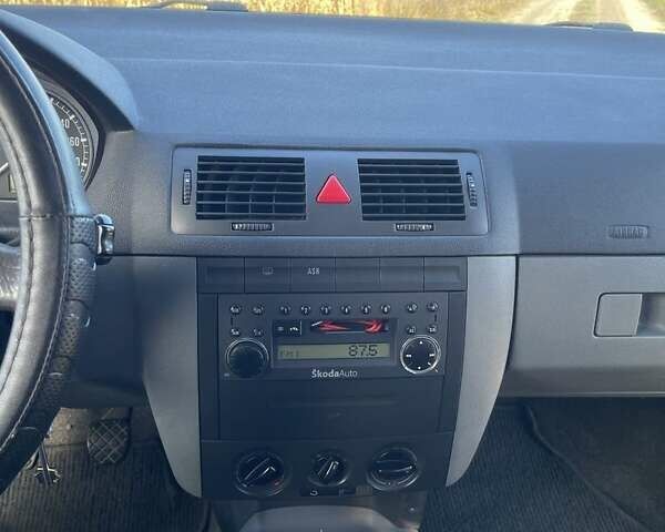 Сірий Шкода Фабія, об'ємом двигуна 1.4 л та пробігом 291 тис. км за 3050 $, фото 7 на Automoto.ua