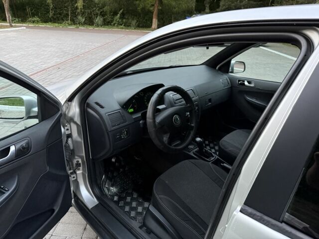 Серый Шкода Фабия, объемом двигателя 1.9 л и пробегом 400 тыс. км за 2999 $, фото 15 на Automoto.ua