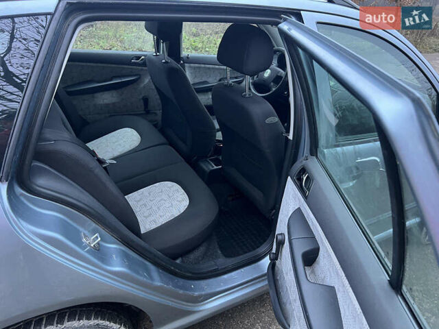 Сірий Шкода Фабія, об'ємом двигуна 1.39 л та пробігом 276 тис. км за 2650 $, фото 10 на Automoto.ua