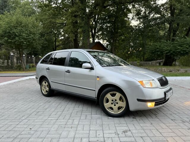 Серый Шкода Фабия, объемом двигателя 1.9 л и пробегом 400 тыс. км за 2999 $, фото 1 на Automoto.ua