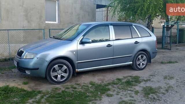 Сірий Шкода Фабія, об'ємом двигуна 1.2 л та пробігом 320 тис. км за 2600 $, фото 4 на Automoto.ua