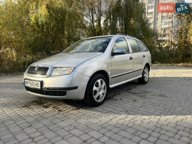 Шкода Фабия 2003 в Житомире на Automoto.ua Серый Шкода Фабия, объемом двигателя 1.2 л и пробегом 295 тыс. км за 2850 $, фото 1 на Automoto.ua
