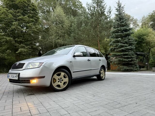 Серый Шкода Фабия, объемом двигателя 1.9 л и пробегом 400 тыс. км за 2999 $, фото 4 на Automoto.ua