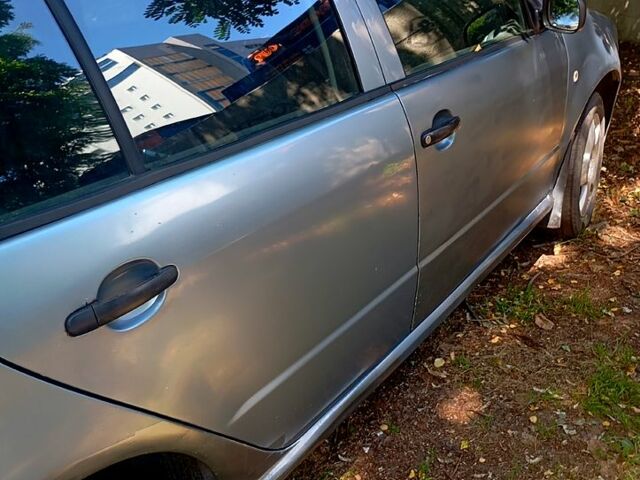 Серый Шкода Фабия, объемом двигателя 1.2 л и пробегом 460 тыс. км за 3700 $, фото 3 на Automoto.ua