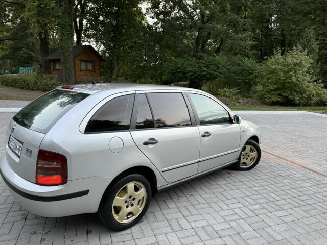 Серый Шкода Фабия, объемом двигателя 1.9 л и пробегом 400 тыс. км за 2999 $, фото 10 на Automoto.ua