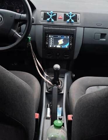 Сірий Шкода Фабія, об'ємом двигуна 1.2 л та пробігом 231 тис. км за 4100 $, фото 7 на Automoto.ua