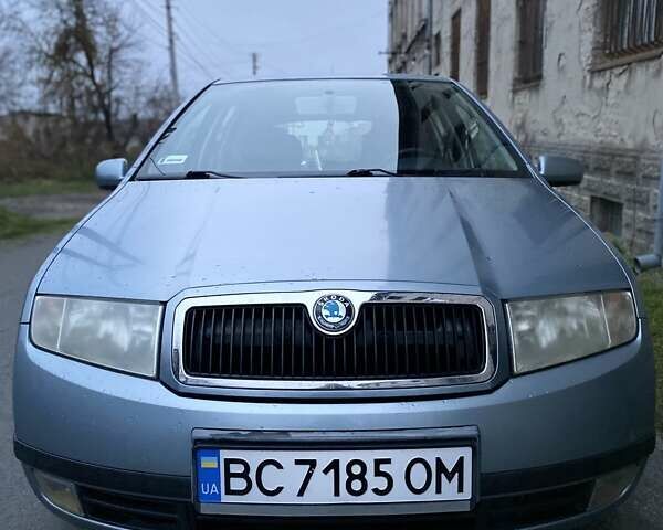 Сірий Шкода Фабія, об'ємом двигуна 1.39 л та пробігом 185 тис. км за 4000 $, фото 1 на Automoto.ua