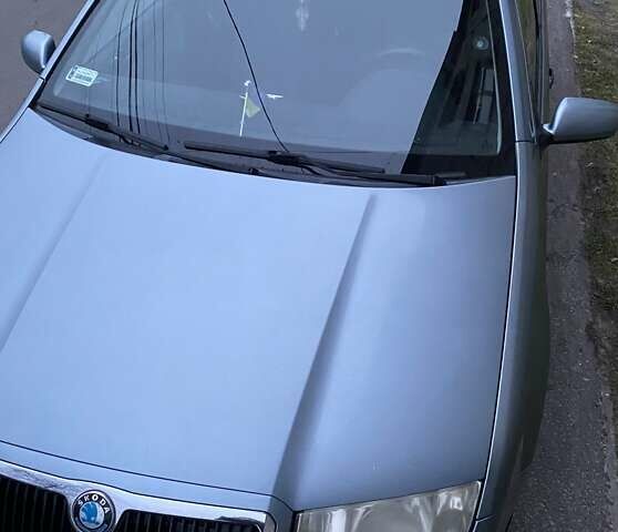 Сірий Шкода Фабія, об'ємом двигуна 1.39 л та пробігом 185 тис. км за 4000 $, фото 6 на Automoto.ua