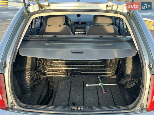 Серый Шкода Фабия, объемом двигателя 1.39 л и пробегом 250 тыс. км за 2990 $, фото 12 на Automoto.ua