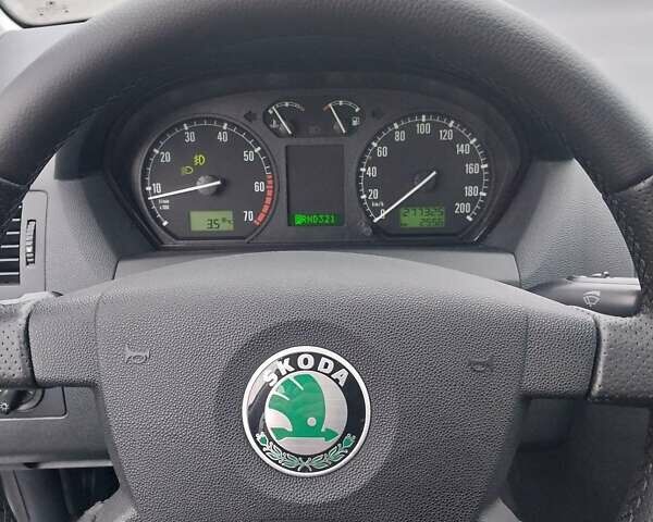 Сірий Шкода Фабія, об'ємом двигуна 1.39 л та пробігом 277 тис. км за 4400 $, фото 29 на Automoto.ua