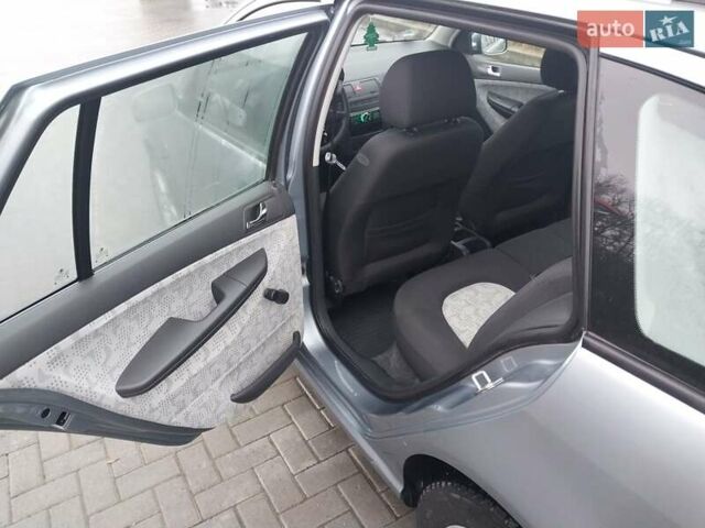 Сірий Шкода Фабія, об'ємом двигуна 1.39 л та пробігом 277 тис. км за 4400 $, фото 16 на Automoto.ua