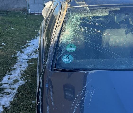 Серый Шкода Фабия, объемом двигателя 1.4 л и пробегом 198 тыс. км за 1200 $, фото 4 на Automoto.ua