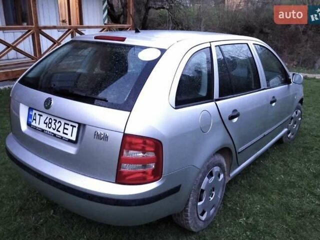 Серый Шкода Фабия, объемом двигателя 1.39 л и пробегом 240 тыс. км за 3500 $, фото 2 на Automoto.ua