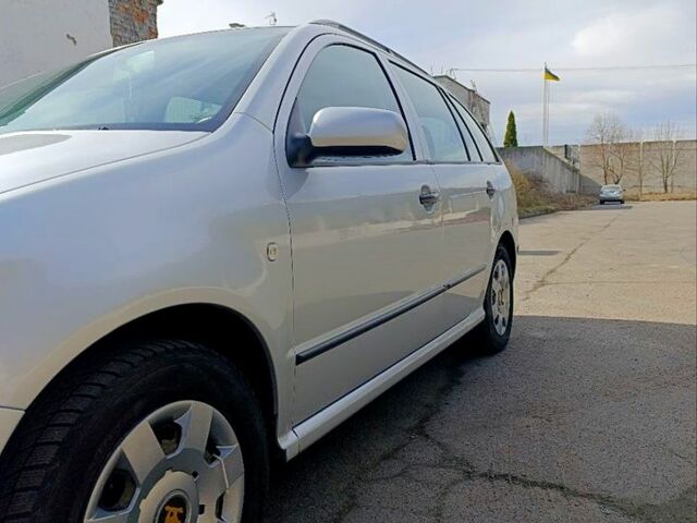 Сірий Шкода Фабія, об'ємом двигуна 14 л та пробігом 278 тис. км за 4300 $, фото 9 на Automoto.ua