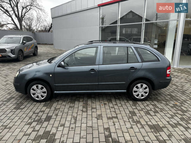 Серый Шкода Фабия, объемом двигателя 1.4 л и пробегом 322 тыс. км за 3700 $, фото 4 на Automoto.ua