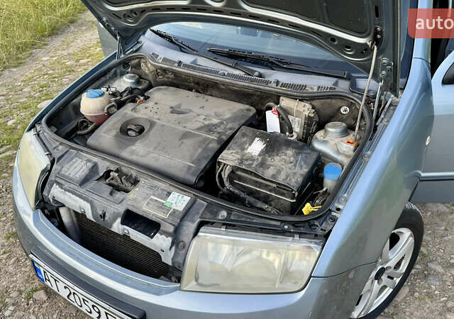 Сірий Шкода Фабія, об'ємом двигуна 1.39 л та пробігом 247 тис. км за 4800 $, фото 30 на Automoto.ua