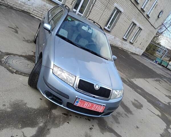 Серый Шкода Фабия, объемом двигателя 1.39 л и пробегом 146 тыс. км за 3999 $, фото 13 на Automoto.ua