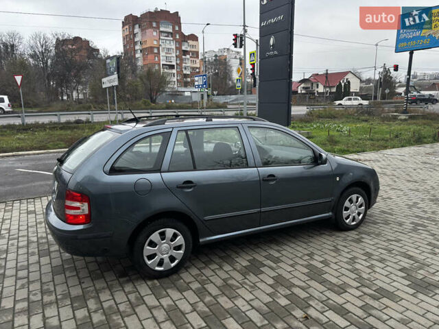 Серый Шкода Фабия, объемом двигателя 1.4 л и пробегом 322 тыс. км за 3700 $, фото 10 на Automoto.ua