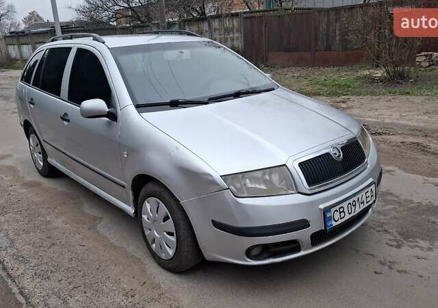 Серый Шкода Фабия, объемом двигателя 1.39 л и пробегом 238 тыс. км за 2700 $, фото 3 на Automoto.ua