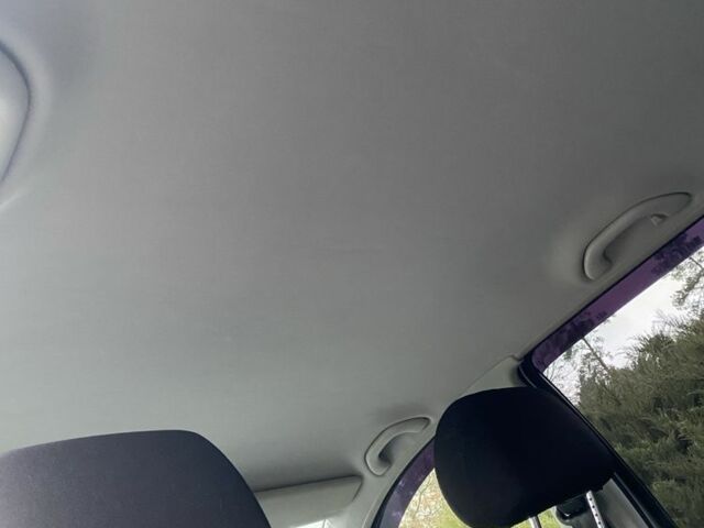 Серый Шкода Фабия, объемом двигателя 1.4 л и пробегом 243 тыс. км за 4600 $, фото 17 на Automoto.ua