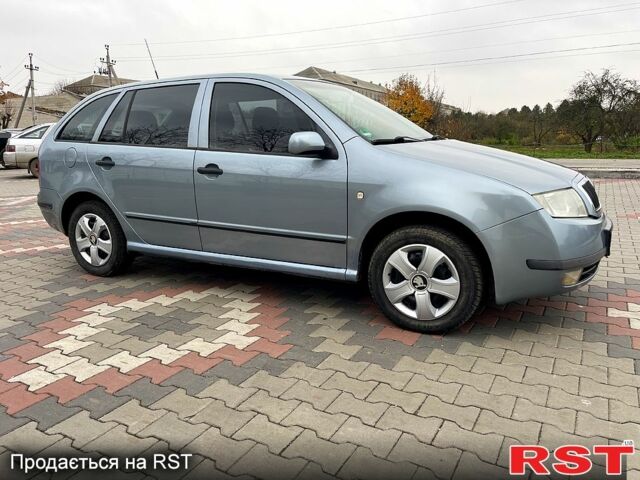 Сірий Шкода Фабія, об'ємом двигуна 1.4 л та пробігом 250 тис. км за 3200 $, фото 4 на Automoto.ua