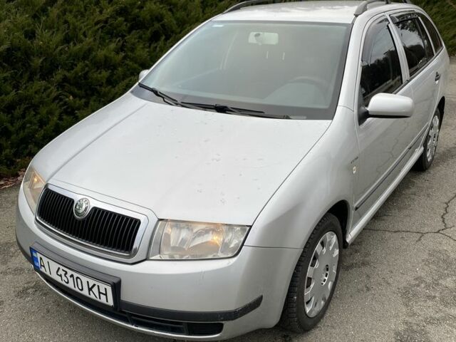 Серый Шкода Фабия, объемом двигателя 1.4 л и пробегом 243 тыс. км за 4600 $, фото 1 на Automoto.ua