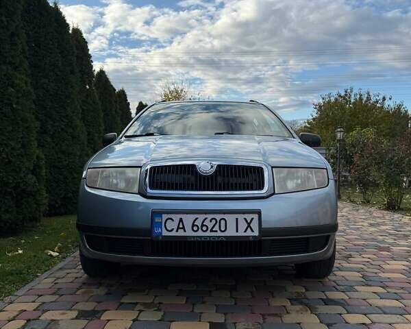 Шкода Фабия 2004 в Черкассах на Automoto.ua Серый Шкода Фабия, объемом двигателя 1.4 л и пробегом 268 тыс. км за 3500 $, фото 1 на Automoto.ua